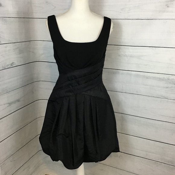 Jessica Simpson Dresses & Skirts - Jessica Simpson sz 6 Sleeveless Mini Party Dress